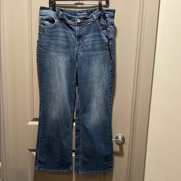 Maurices Blue Flare Wide Leg Jeans | Size 18 Short | Stretch Denim - Picture 1 of 6